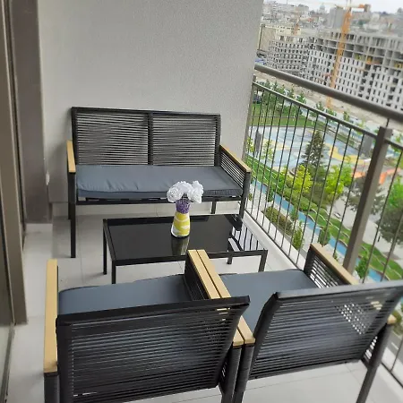 Waterfront Bobiska *