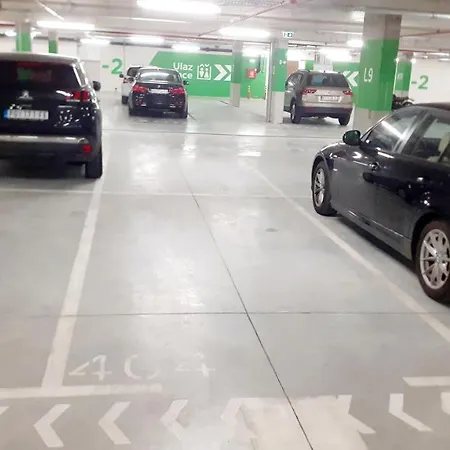 Waterfront Bobiska *