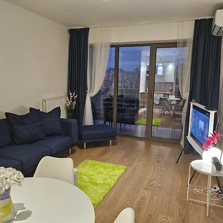 Waterfront Bobiska Apartment